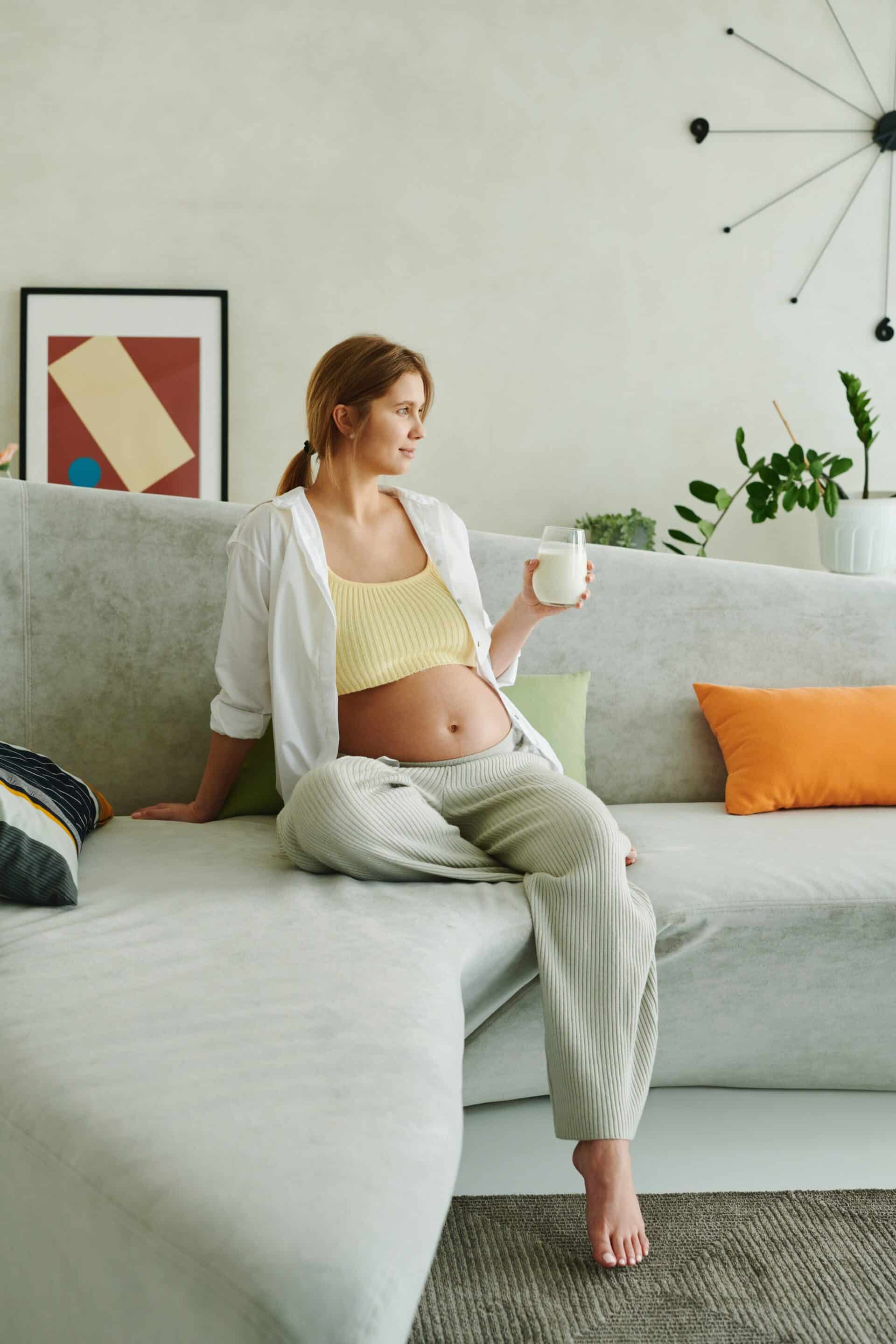 pregnant woman managing gestational diabetes